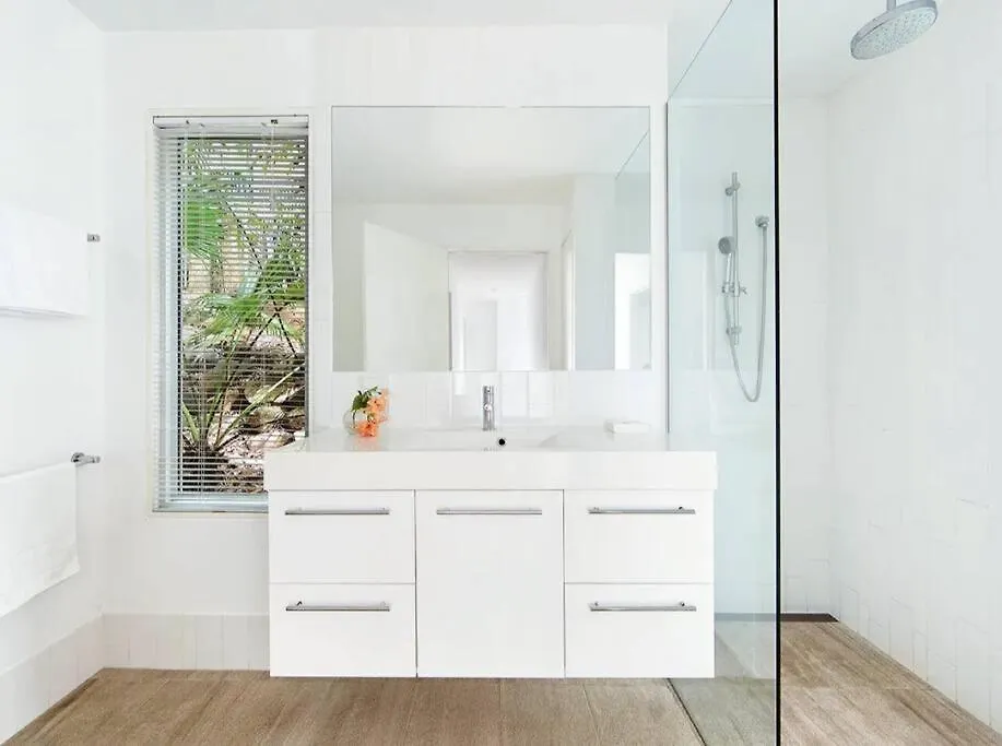 The Currumbin Treehouse - Sauna Icebath Floattank Pool Gold Coast Villa